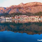 Apartment Mia Makarska